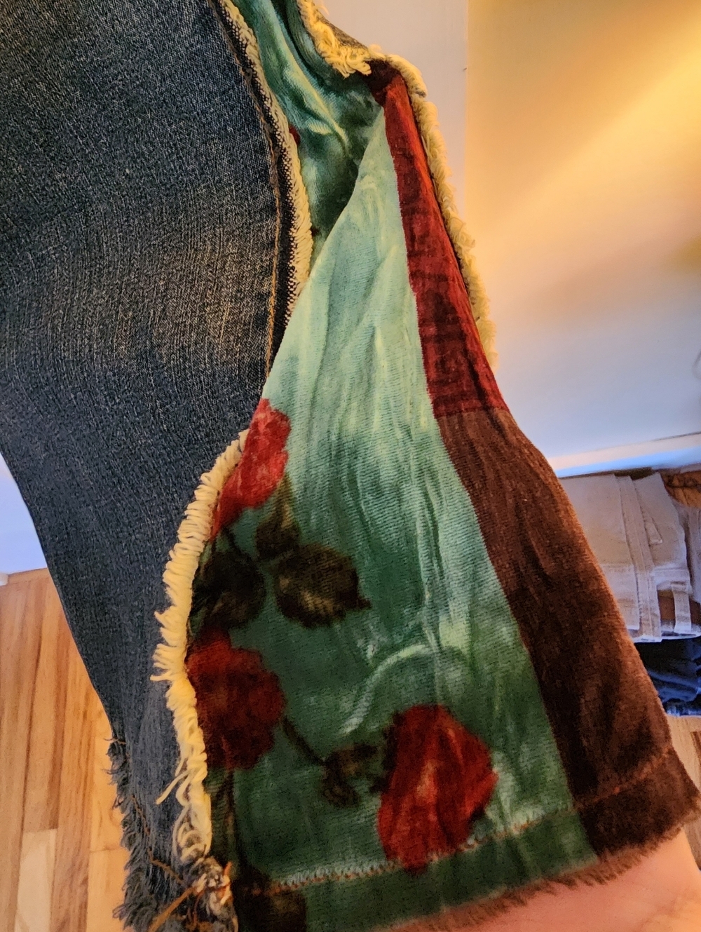 Allen B Low Rise Flare Jeans Floral Velvet Bell Bottom Festival Size 31 Hippie - Picture 8 of 16